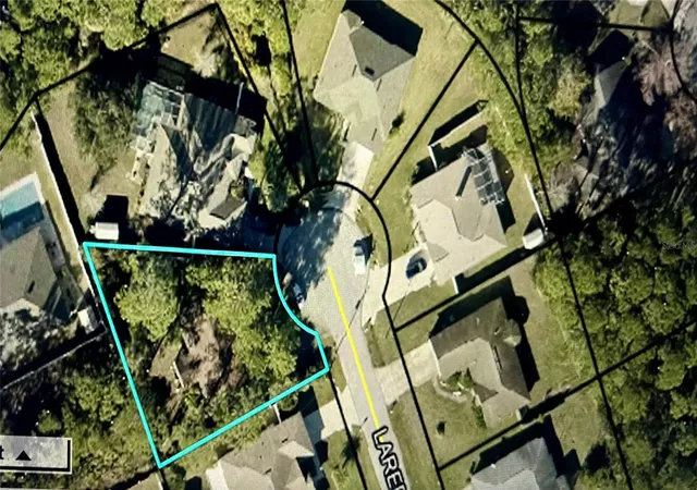 Photo 3 of Sale Pending at 5 Laredo Pl, Palm Coast, FL 32137 | MLS# TB8542916 | Listing updated on 2026-10-02