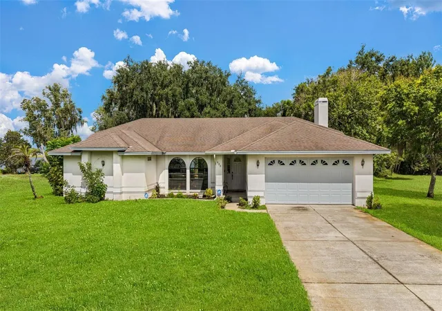 Photo 1 of Single family home for sale at 930 Albritton Way, Lake Wales, FL 33859 | MLS# A4704222 | Listing updated on 2026-09-12
