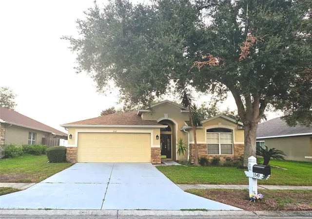 Photo 1 of Single family home for sale at 3549 Beaumont Loop, Spring Hill, FL 34609 | MLS# W7888972 | Listing updated on 2026-10-02