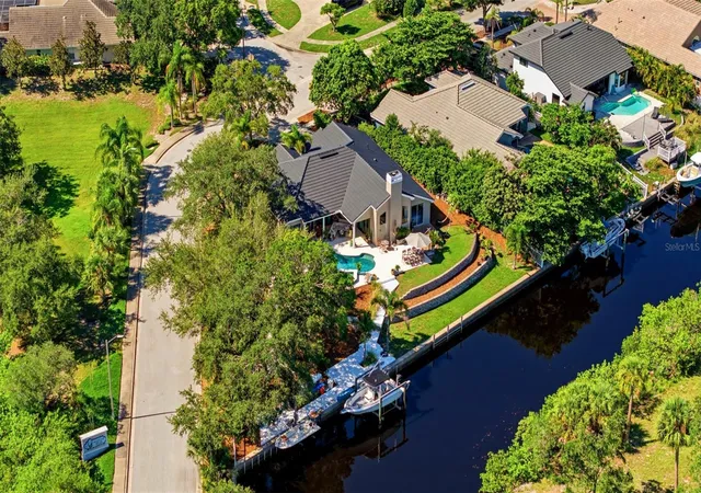 Photo 4 of Single family home for sale at 1102 Marina Dr, Tarpon Springs, FL 34689 | MLS# TB8543080 | Listing updated on 2026-09-14