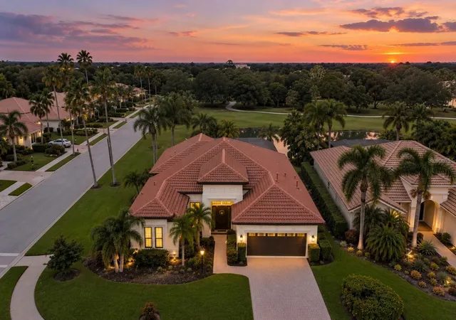 Photo 2 of Single family home for sale at 13994 Siena Loop, Lakewood Ranch, FL 34202 | MLS# A4704244 | Listing updated on 2026-10-20