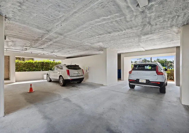 Photo 2 of Condo for sale at 2775 Kipps Colony Dr S #305, Gulfport, FL 33707 | MLS# TB8543082 | Listing updated on 2026-09-14