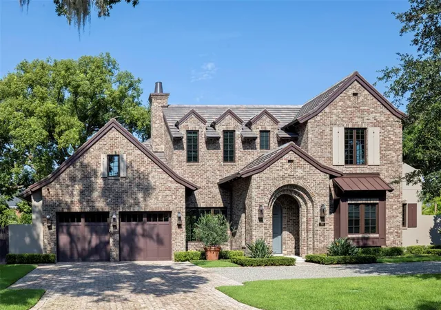 Single family home for sale at 702 Via Bella, WINTER PARK, FL 32789 | MLS# O6437125