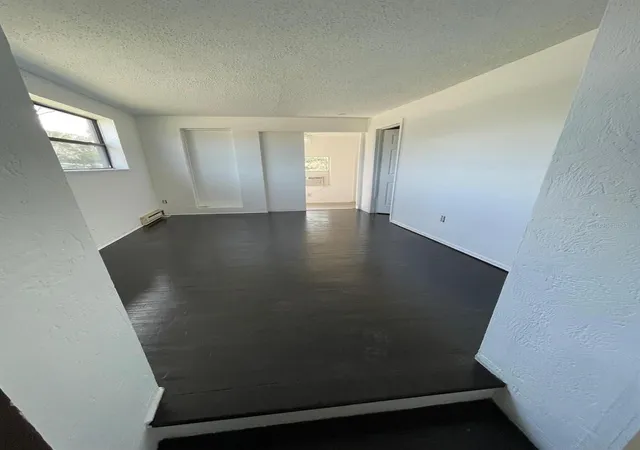 Photo 3 of Single family home for sale at 1142 Berkshire Rd, Daytona Beach, FL 32117 | MLS# O6437192 | Listing updated on 2026-09-28
