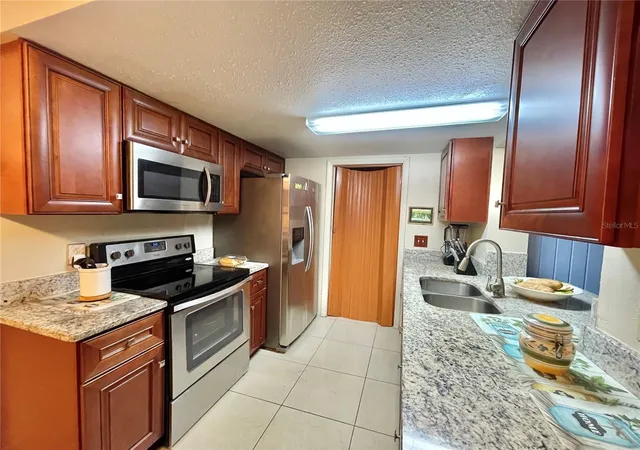Photo 4 of Sale Pending at 3979 SW Queen Anne Dr S, Orlando, FL 32839 | MLS# O6437197 | Listing updated on 2026-09-11