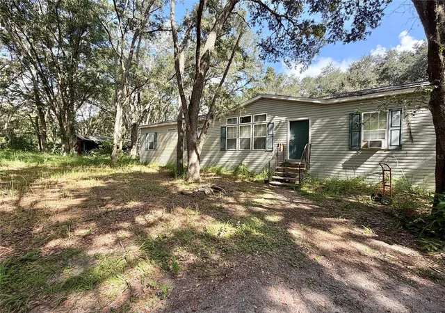 Manufactured home for sale at 11324 Em En El Grv Rd, LEESBURG, FL 34788 | MLS# G5117065