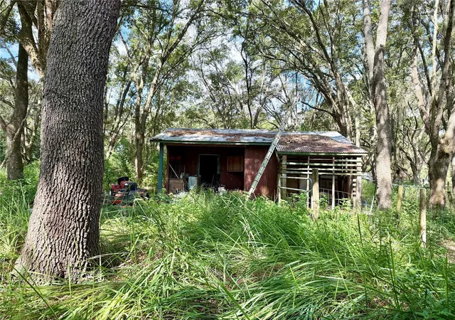 Photo 4 of Manufactured home for sale at 11324 Em En El Grv Rd, Leesburg, FL 34788 | MLS# G5117065 | Listing updated on 2026-09-15