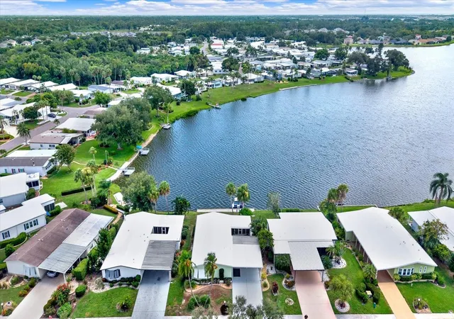 Photo 3 of Manufactured home for sale at 8479 Imperial Cir, Palmetto, FL 34221 | MLS# A4704314 | Listing updated on 2026-10-06