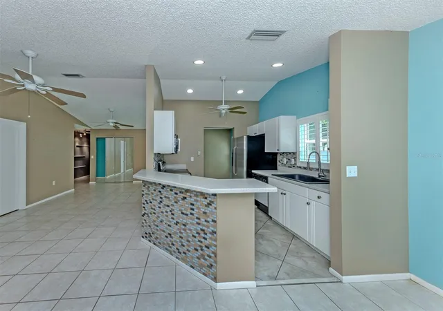 Photo 4 of House for sale at 621 Marcus St #41, Venice, FL 34285 | MLS# N6145527 | Listing updated on 2026-09-11