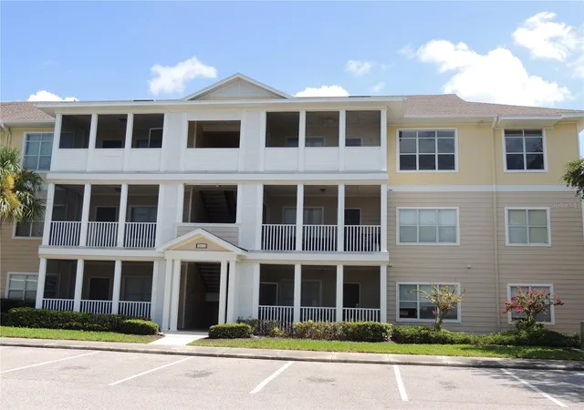 Photo 1 of Condo for sale at 4802 51st St W #1109, Bradenton, FL 34210 | MLS# A4704366 | Listing updated on 2026-10-09