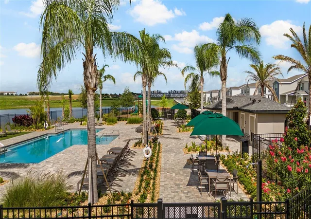 Photo 3 of Single family home for sale at 1831 Rider Rain Ln, Apopka, FL 32703 | MLS# O6437447 | Listing updated on 2026-10-06