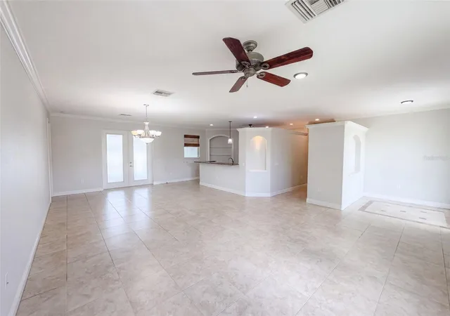 Photo 4 of Sale Pending at 4625 Garden Ave, Sebring, FL 33875 | MLS# O6437449 | Listing updated on 2026-09-14