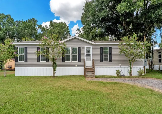 Photo 1 of Manufactured home for sale at 1315 Windsong Dr, Lakeland, FL 33811 | MLS# L4964652 | Listing updated on 2026-09-27