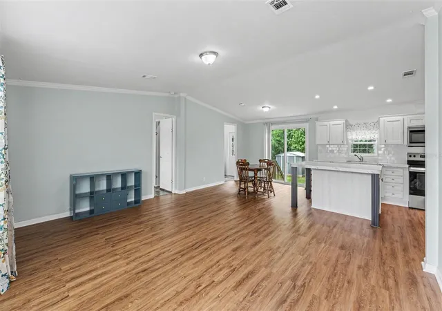 Photo 2 of Manufactured home for sale at 1315 Windsong Dr, Lakeland, FL 33811 | MLS# L4964652 | Listing updated on 2026-09-27