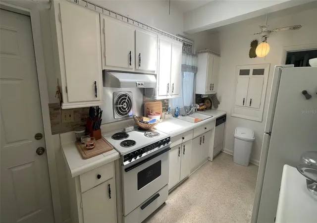Photo 3 of Single family home for sale at 721 Sharon Cir, Port Charlotte, FL 33952 | MLS# C7530105 | Listing updated on 2026-09-28
