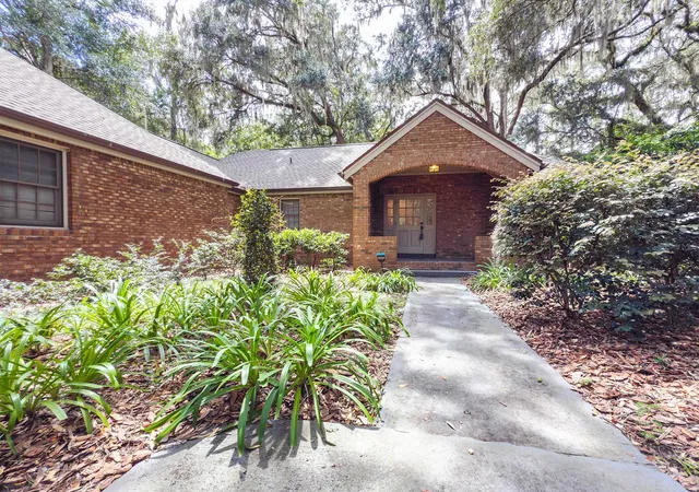 Photo 4 of Single family home for sale at 8613 Sw 55Th Pl, Gainesville, FL 32608 | MLS# GC543096 | Listing updated on 2026-10-07