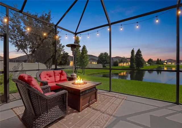 Photo 2 of Single family home for sale at 17527 Bright Wheat Dr, Lithia, FL 33547 | MLS# TB8543613 | Listing updated on 2026-09-29