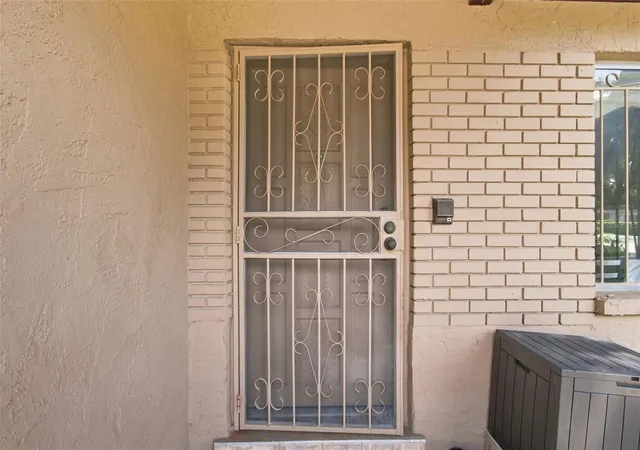 Photo 4 of Single family home for sale at 3412 E Fern St, Tampa, FL 33610 | MLS# TB8543638 | Listing updated on 2026-10-10
