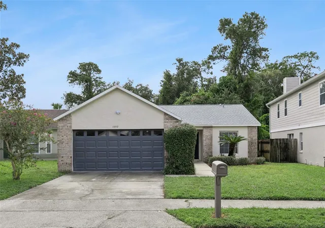 Photo 1 of Single family home for sale at 1052 Brielle Ave, Oviedo, FL 32765 | MLS# O6437571 | Listing updated on 2026-10-07
