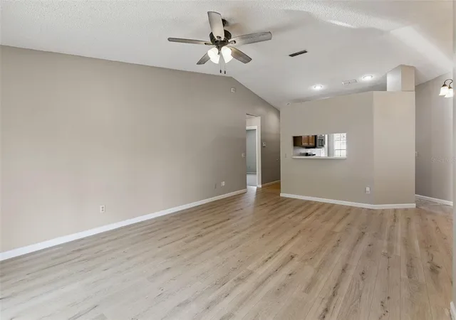 Photo 4 of Single family home for sale at 1052 Brielle Ave, Oviedo, FL 32765 | MLS# O6437571 | Listing updated on 2026-10-07