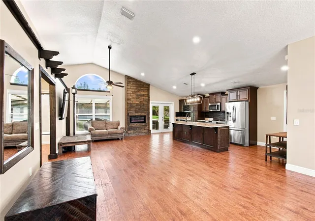 Photo 3 of Single family home for sale at 16140 Denham Ct, Clermont, FL 34711 | MLS# O6437630 | Listing updated on 2026-10-20