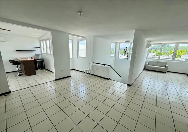Photo 2 of Single family home for sale at 3 Calle Rubi, Guaynabo, PR 00969 | MLS# PR9123790 | Listing updated on 2026-09-11