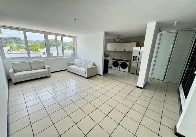 Photo 3 of Single family home for sale at 3 Calle Rubi, Guaynabo, PR 00969 | MLS# PR9123790 | Listing updated on 2026-09-11