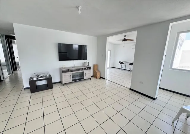 Photo 4 of Single family home for sale at 3 Calle Rubi, Guaynabo, PR 00969 | MLS# PR9123790 | Listing updated on 2026-09-11