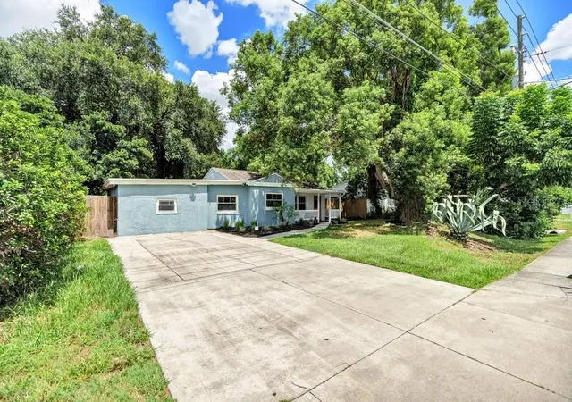 Photo 1 of Single family home for sale at 2829 Lake Margaret Dr, Orlando, FL 32806 | MLS# O6437683 | Listing updated on 2026-09-19