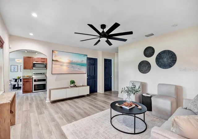 Photo 2 of Single family home for sale at 2829 Lake Margaret Dr, Orlando, FL 32806 | MLS# O6437683 | Listing updated on 2026-09-19