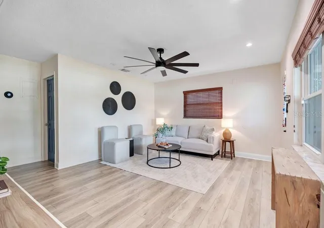 Photo 3 of Single family home for sale at 2829 Lake Margaret Dr, Orlando, FL 32806 | MLS# O6437683 | Listing updated on 2026-09-19