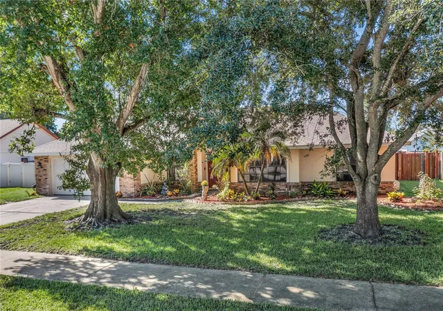 Photo 3 of Single family home for sale at 1553 Spring Ridge Cir, Winter Garden, FL 34787 | MLS# S5156629 | Listing updated on 2026-10-04