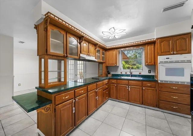 Photo 3 of Single family home for sale at 2214 Ne 17th Terrace, Gainesville, FL 32609 | MLS# O6437763 | Listing updated on 2026-09-09