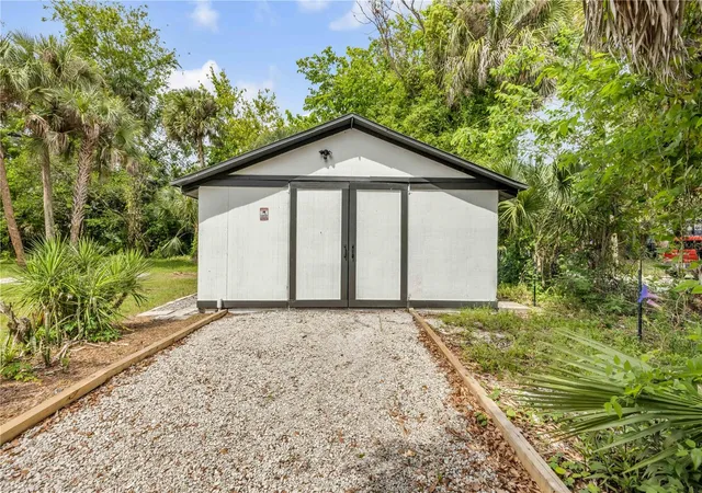 Photo 4 of Single family home for sale at 1956 Pioneer Trl, New Smyrna Beach, FL 32168 | MLS# TB8543942 | Listing updated on 2026-09-15