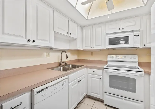 Photo 3 of Condo for sale at 1609 Whitebridge Dr #A, Palm Harbor, FL 34684 | MLS# TB8543982 | Listing updated on 2026-09-14