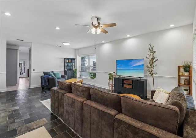 Photo 2 of Single family home for sale at 1892 White Ave, Orlando, FL 32806 | MLS# O6437808 | Listing updated on 2026-09-15