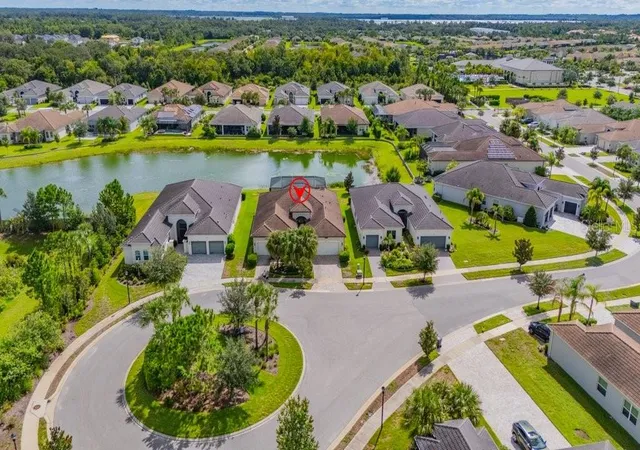 Photo 2 of Single family home for sale at 4906 Pamplona Ct, Wimauma, FL 33598 | MLS# TB8544001 | Listing updated on 2026-09-09