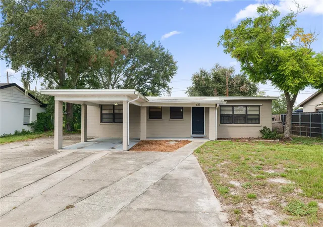 Photo 1 of Single family home for sale at 523 Nansemond Ave, Lakeland, FL 33801 | MLS# L4964698 | Listing updated on 2026-09-10