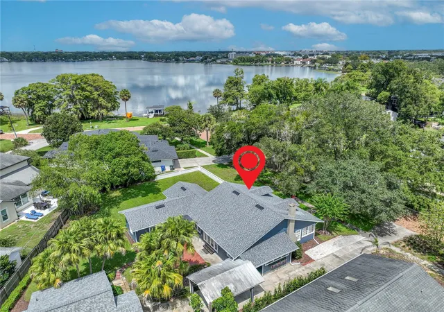 Photo 3 of Single family home for sale at 443 Broadview Ave, Winter Park, FL 32789 | MLS# O6437839 | Listing updated on 2026-10-11