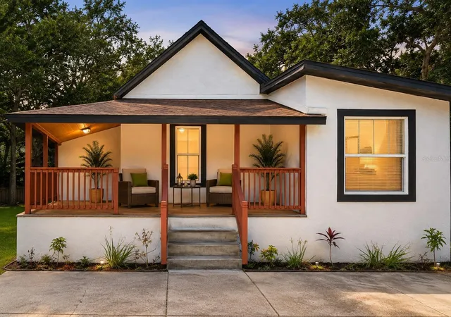 Photo 1 of Single family home for sale at 1129 Carlton St, Clearwater, FL 33755 | MLS# TB8544037 | Listing updated on 2026-09-14