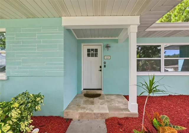 Photo 3 of Single family home for sale at 1359 Howard St, Clearwater, FL 33756 | MLS# TB8544084 | Listing updated on 2026-09-26