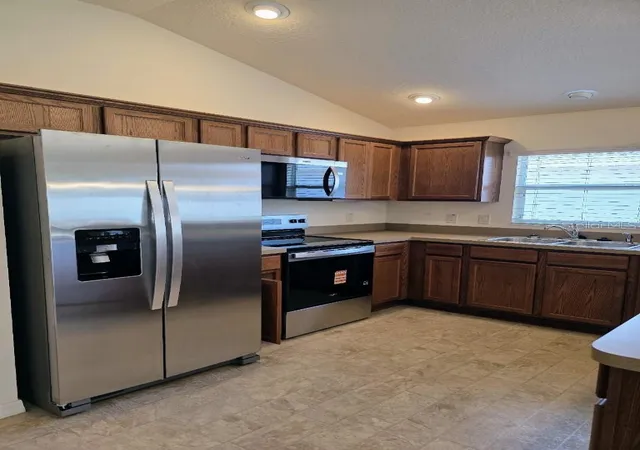 Photo 4 of House for sale at 2149 Sandalwood Pl, The Villages, FL 32163 | MLS# TB8544152 | Listing updated on 2026-09-08