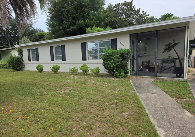 Photo 1 of Single family home for sale at 2433 Adams Ave, Deltona, FL 32738 | MLS# V4951036 | Listing updated on 2026-09-11