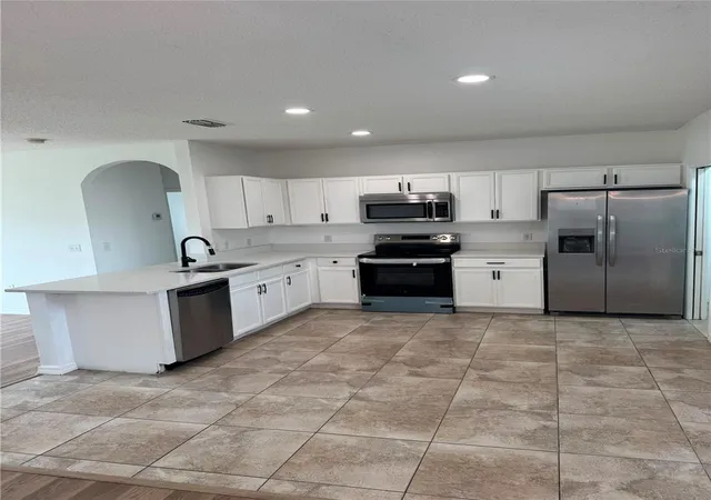 Photo 4 of Single family home for sale at 611 Elbridge Dr, Kissimmee, FL 34758 | MLS# O6437985 | Listing updated on 2026-09-15