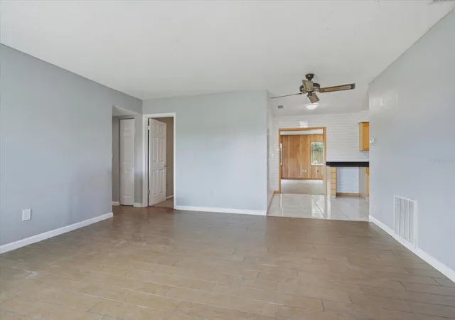 Photo 2 of Single family home for sale at 1412 Ormond Ave, Apopka, FL 32703 | MLS# O6437987 | Listing updated on 2026-09-12