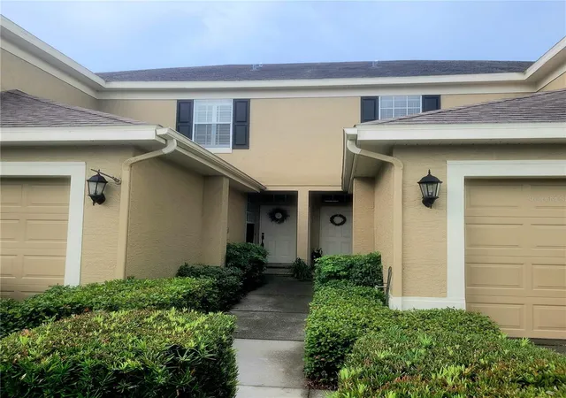 Photo 2 of Townhouse for sale at 2511 Newbern Dr, Clearwater, FL 33761 | MLS# TB8544202 | Listing updated on 2026-09-23
