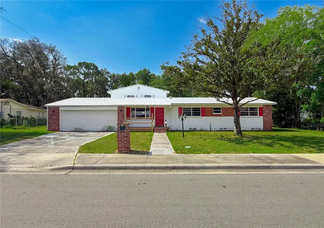 Photo 2 of Sale Pending at 1255 Se 12th Avenue, Gainesville, FL 32641 | MLS# GC543157 | Listing updated on 2026-09-14