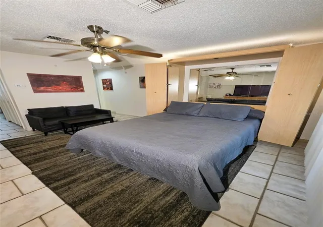 Photo 3 of Condo for sale at 2164 Vista Del Sol #505, Lutz, FL 33558 | MLS# W7889086 | Listing updated on 2026-09-10