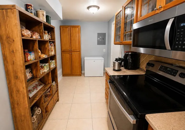 Photo 3 of Single family home for sale at 605 Carver Dr, Lake Wales, FL 33853 | MLS# O6438025 | Listing updated on 2026-09-14