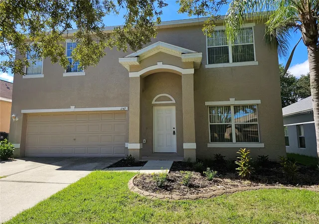 Photo 3 of Single family home for sale at 1147 Emerald Hl Way, Valrico, FL 33594 | MLS# TB8544256 | Listing updated on 2026-09-29